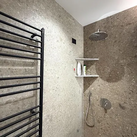 Apartamento Shkodra Apartment Suite